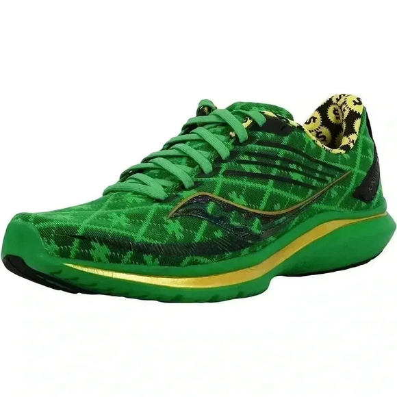 NIB Rare Men’s Limited Edition Shamrock Saucony
Kinvara 12 Sneakers main image 9